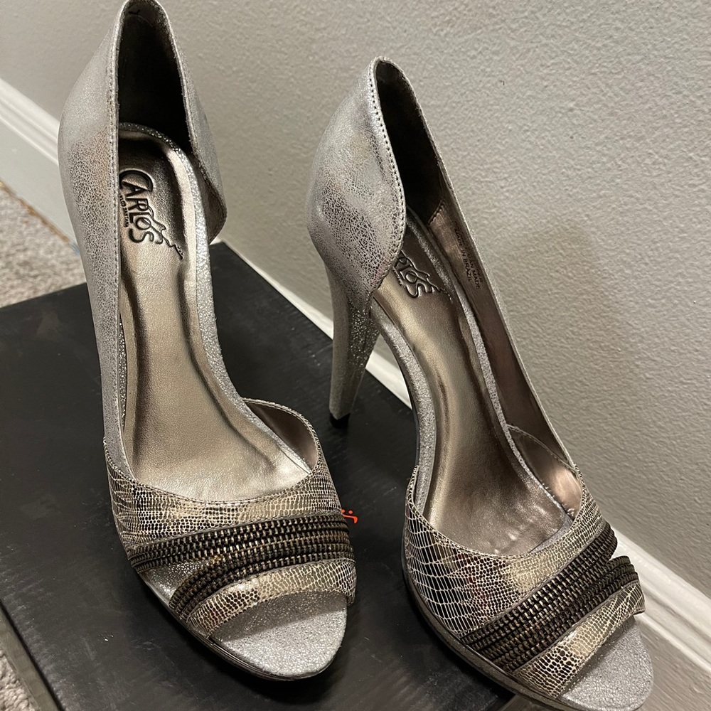 NWOT Carlos Santana zapato pewter Expl